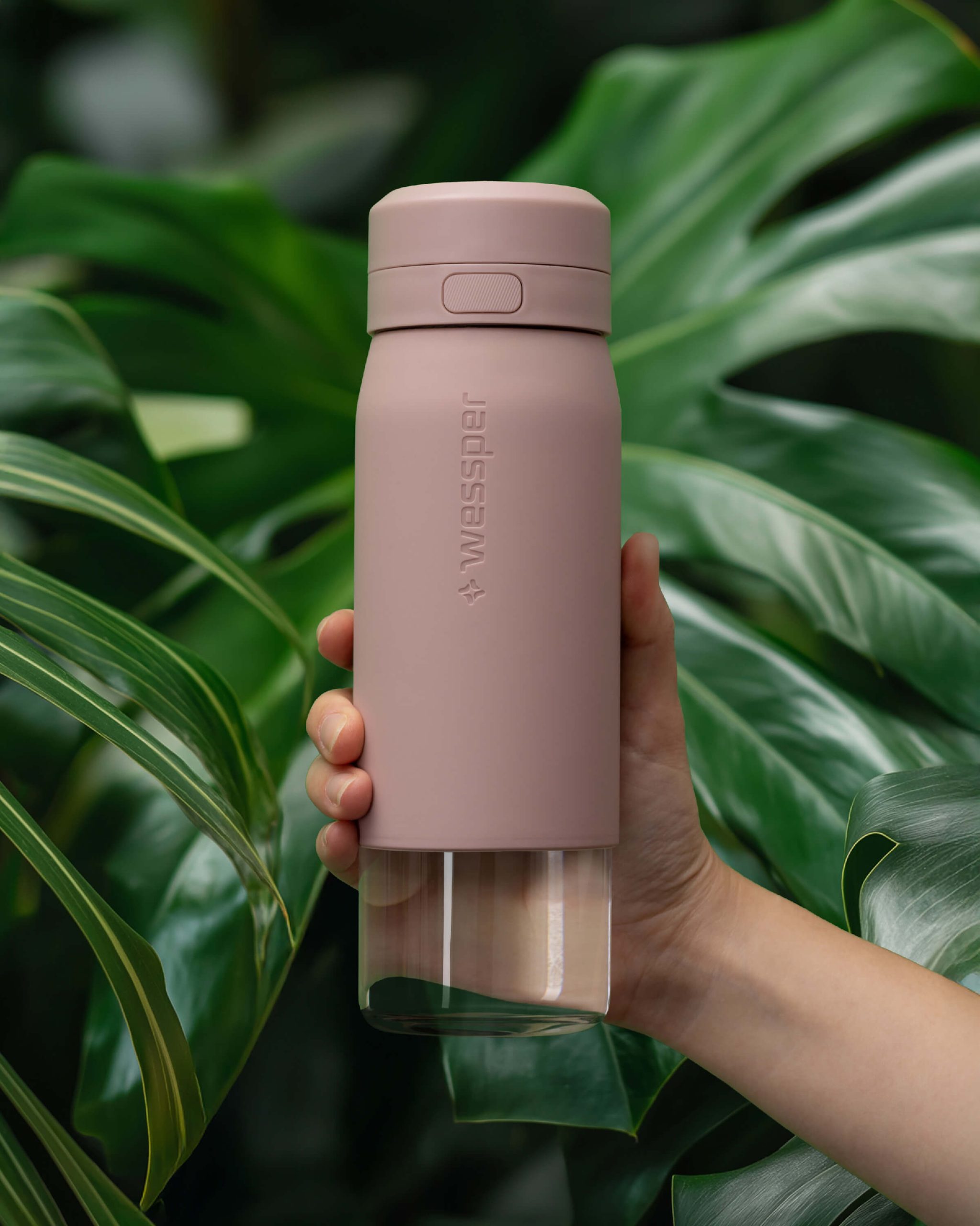 Butelka filtrująca Wessper B2 GLASS Actitex™ 700 ml Butelka filtrująca Wessper B2 GLASS Actitex™ 700 ml