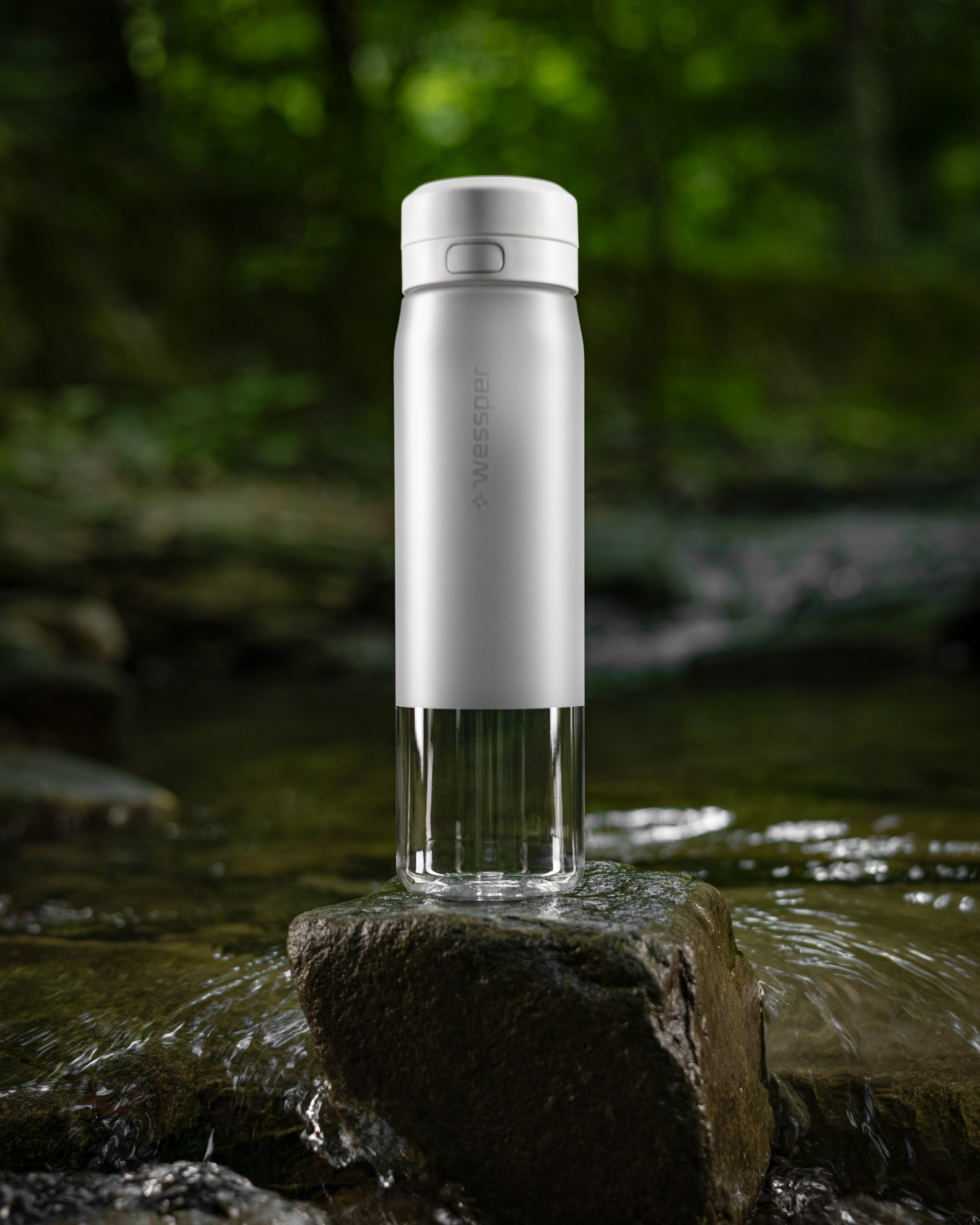 Butelka filtrująca Wessper B2 TRITAN™ Actitex™ 1000 ml Butelka filtrująca Wessper B2 TRITAN™ Actitex™ 1000 ml