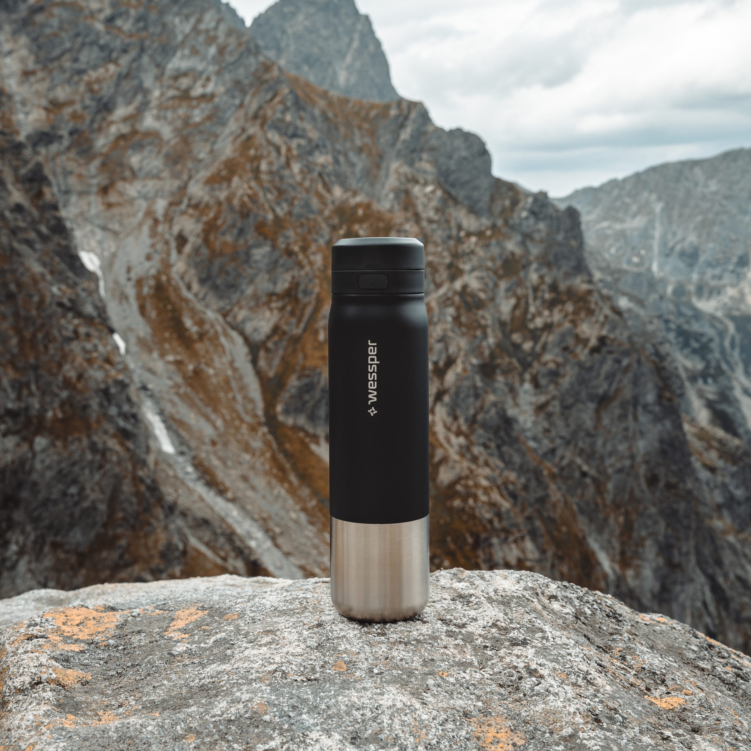 Butelka filtrująca Wessper B2 STAINLESS STEEL Actitex™ 1000 ml Butelka filtrująca Wessper B2 STAINLESS STEEL Actitex™ 1000 ml