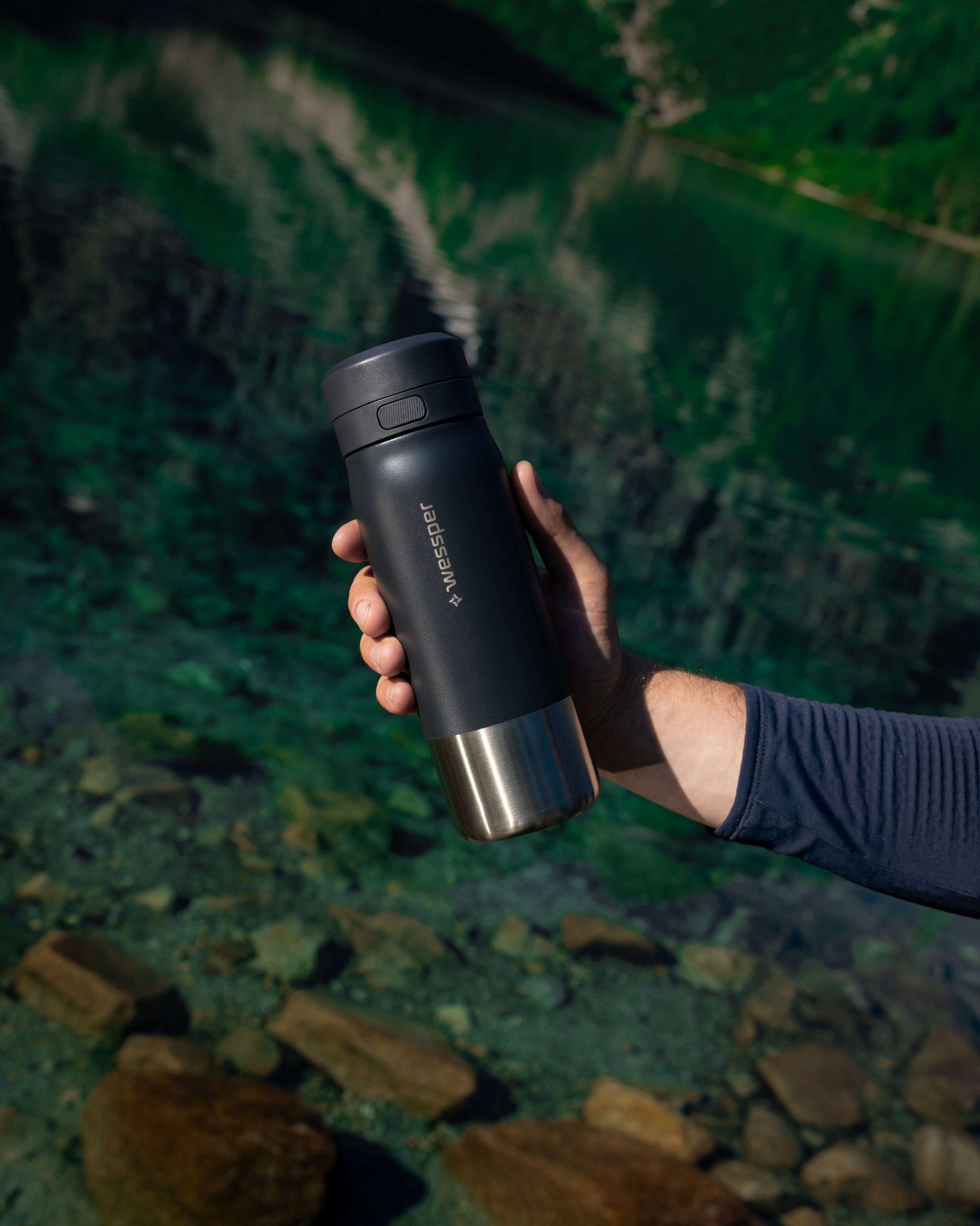 Butelka filtrująca Wessper B2 STAINLESS STEEL Actitex™ 700 ml Butelka filtrująca Wessper B2 STAINLESS STEEL Actitex™ 700 ml