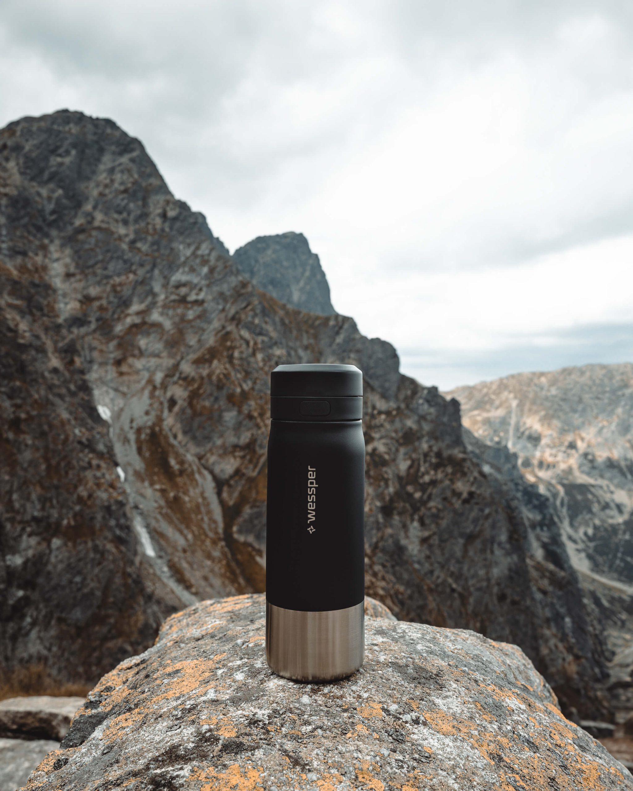 Butelka filtrująca Wessper B2 STAINLESS STEEL Actitex™ 700 ml Butelka filtrująca Wessper B2 STAINLESS STEEL Actitex™ 700 ml