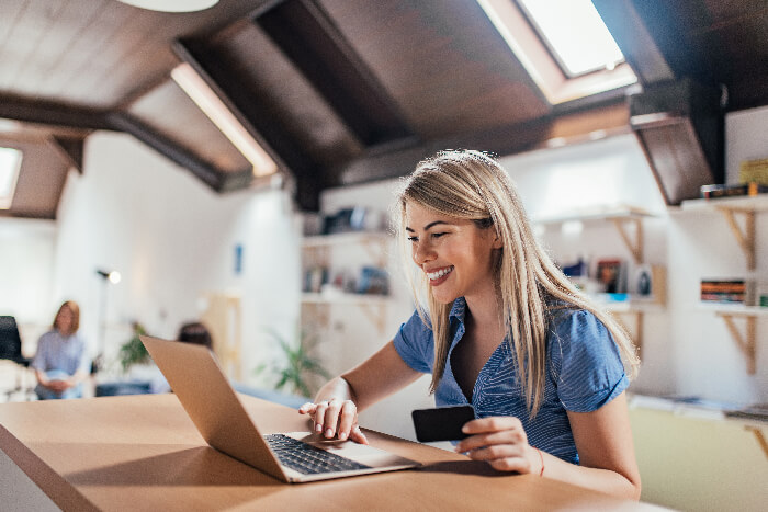 Zakup dzbanka filtrującego przez internet