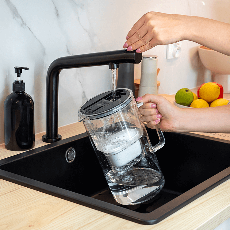 Dzbanek filtrujący Wessper D2 BOROSILICATE z futureflow