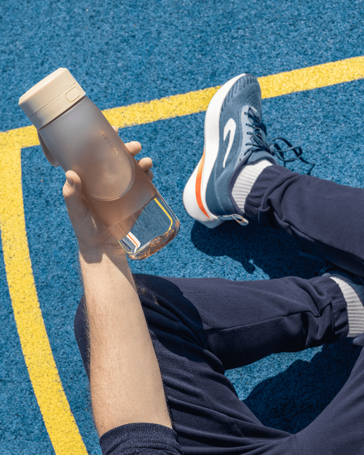 Lekka tritanowa butelka filtrująca Wessper